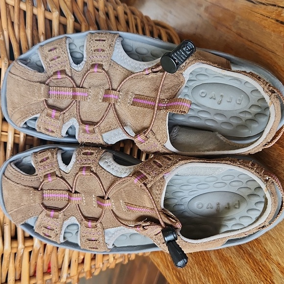 PRIVO Suede Fisherman Sandal SZ 6 Tan Pink - Picture 4 of 11